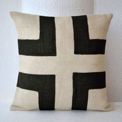 Ivory White Burlap pillow with black burlap applique - Cream Black Decorative cushion cover- gift pillow- Spring Throw pillow 18X18