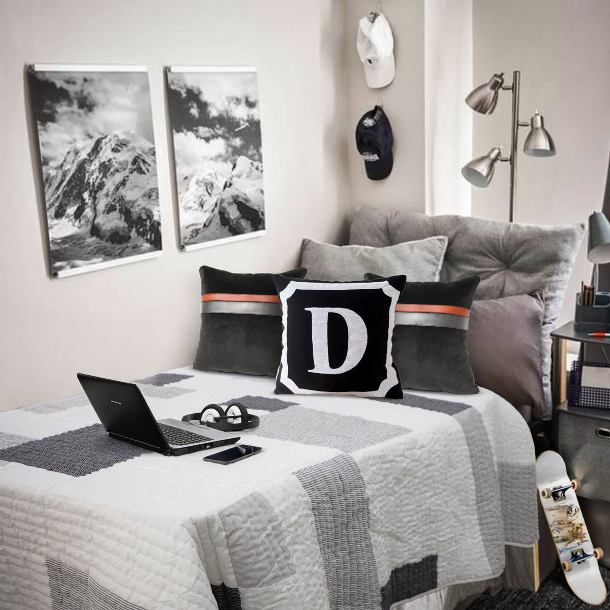Handmade Black & White Monochrome Patchwork Quilt - Reversible | Polyfill | Dorm, Bedroom & Minimalist Décor | Twin to Cal King