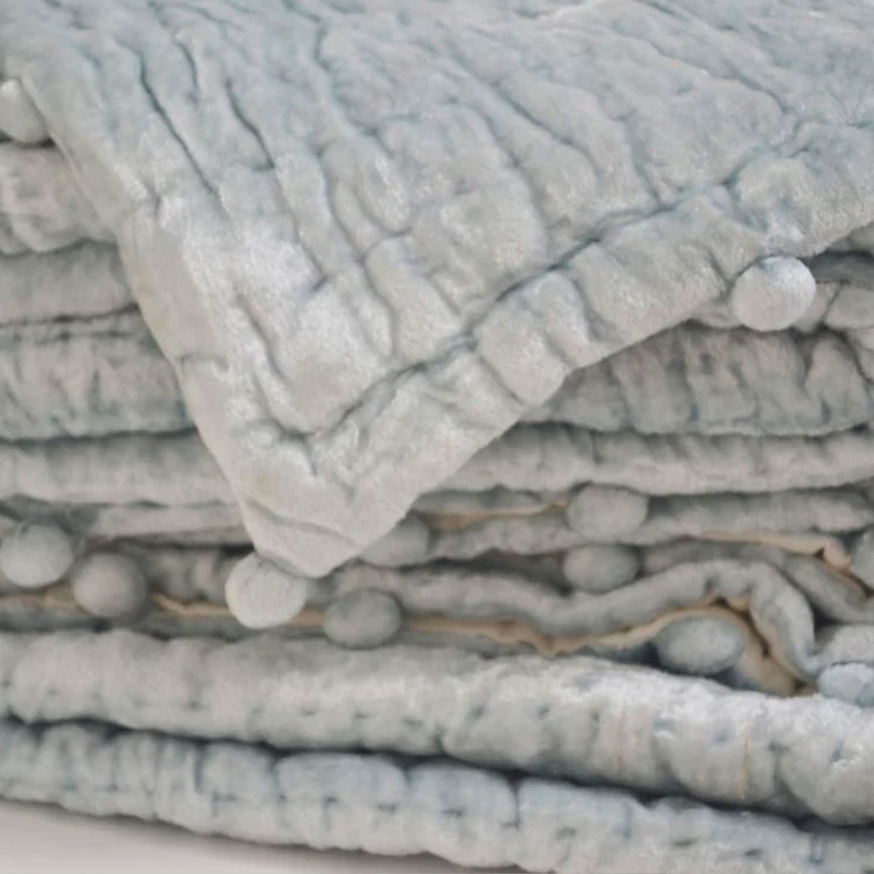 Icy Blue Velvet & Cotton Quilt: Hand-Quilted Luxury