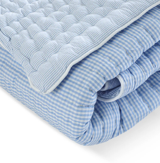 Breathable Blue White Cotton Quilt - Washable Dorm Blanket