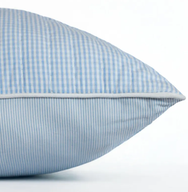 Breathable Blue White Cotton Quilt - Washable Dorm Blanket