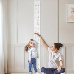 Floral Embroidered Growth Chart for Girls – Personalized Height Ruler with Baby & Family Name