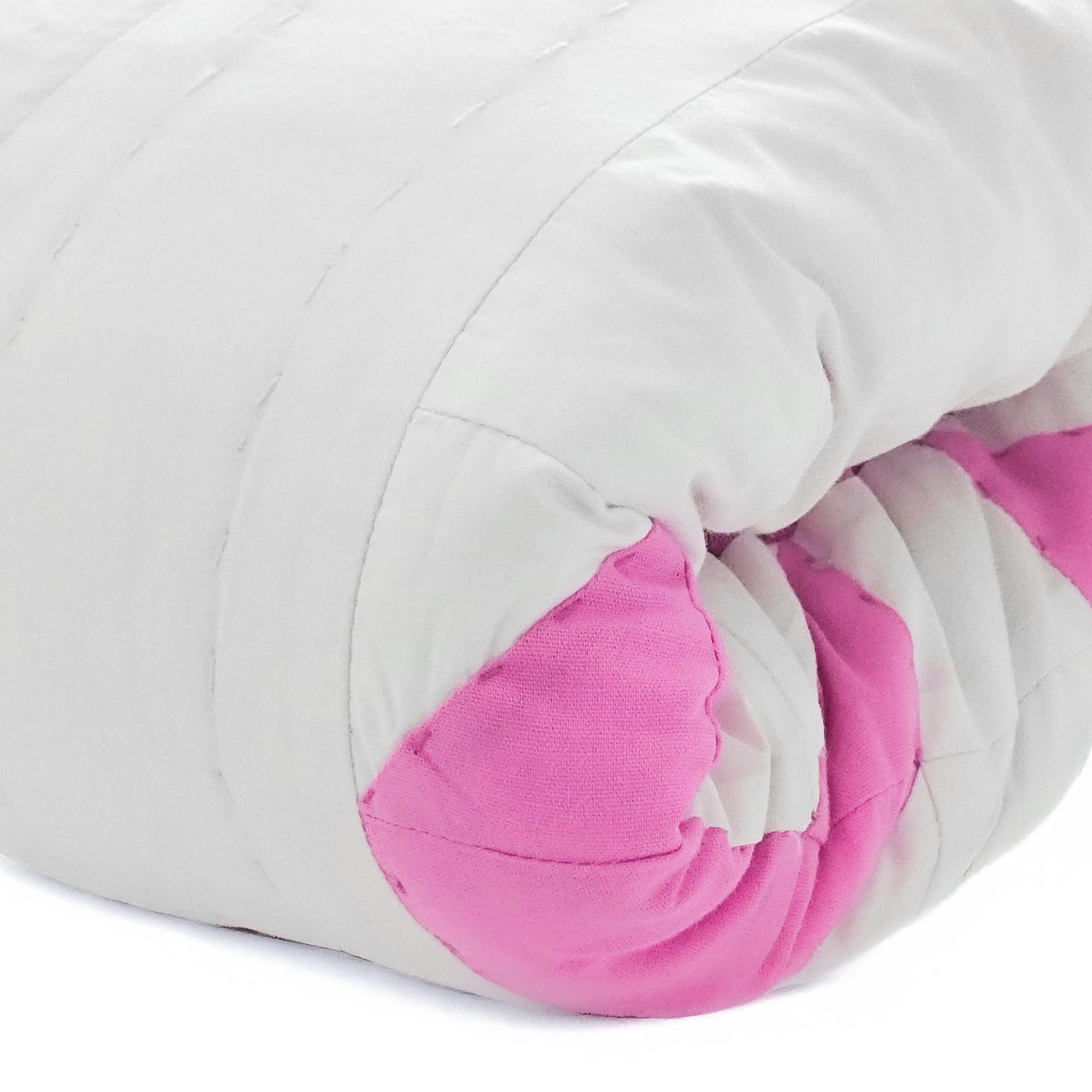 Handmade Cotton Patchwork  Pink Bow Quilt –  with Scalloped Edge