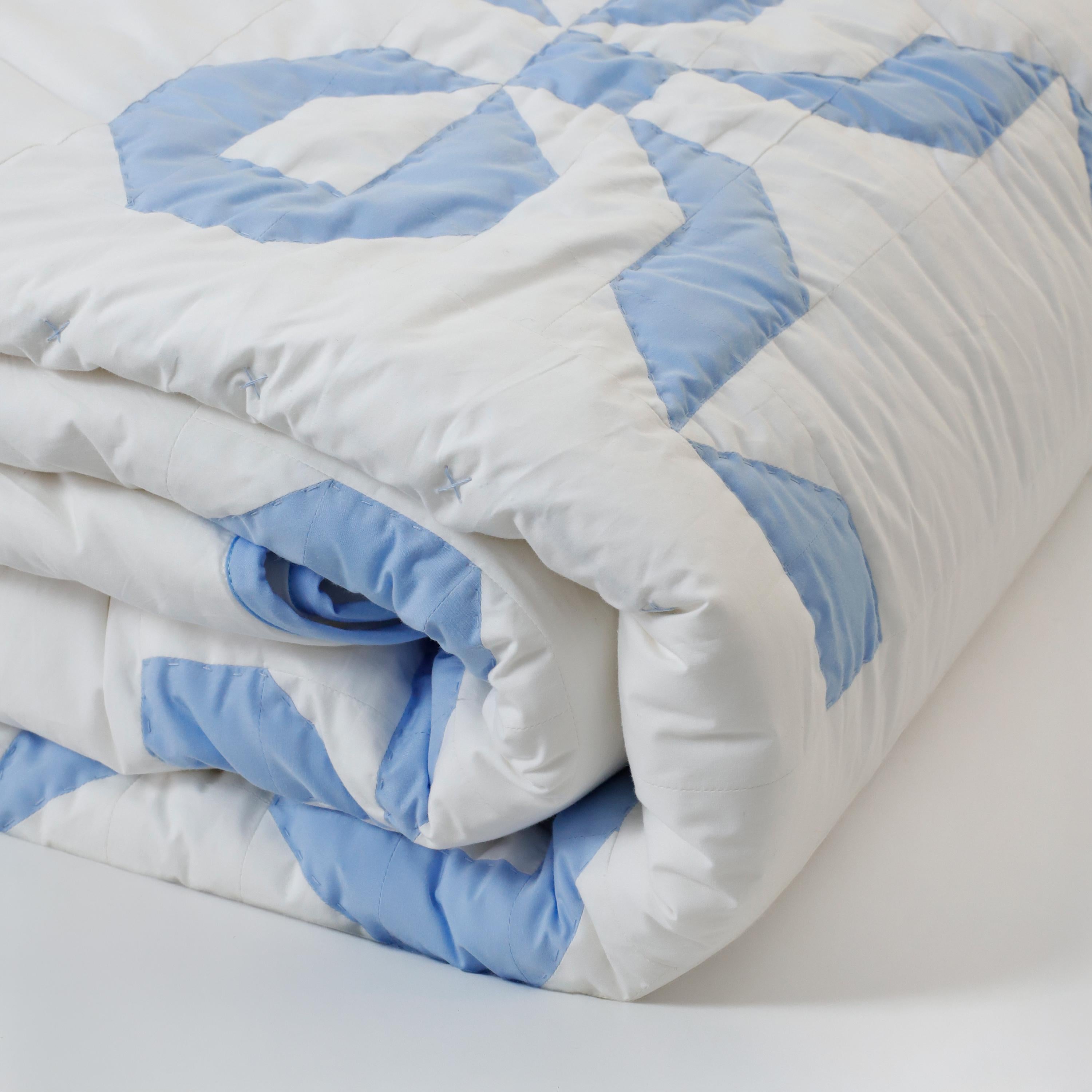 Handmade Blue Bow Patchwork Quilt - Coquette & Cottagecore Cotton Bedding | Dorm Room, Teen & Nursery Décor