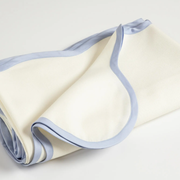 Custom Scallop Edge  Linen Tablecloth with Ripple Trim